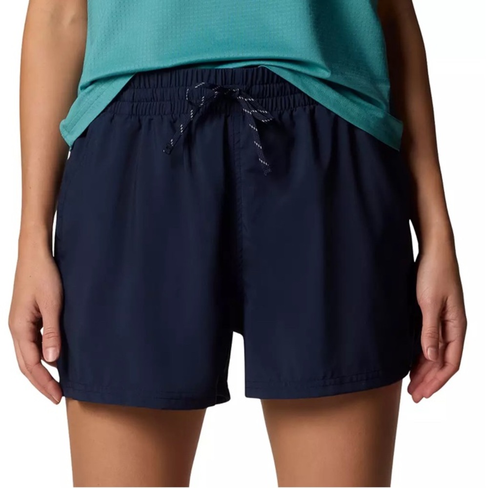 Columbia Women’s 5” Bluevista Hill shorts